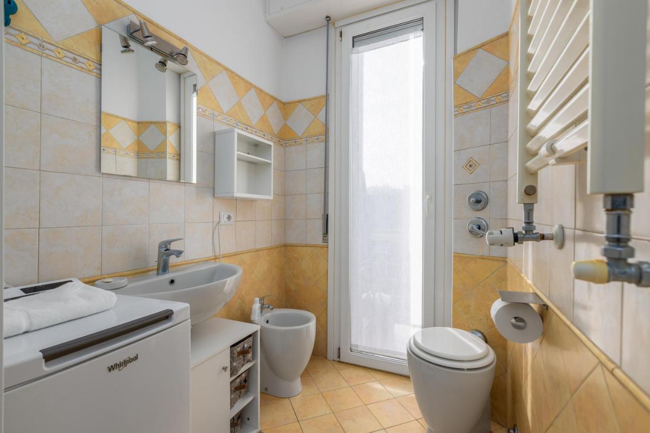 Maiolica Apartment - Free Parking And Great Connection To Linate And Duomo Milano Dış mekan fotoğraf